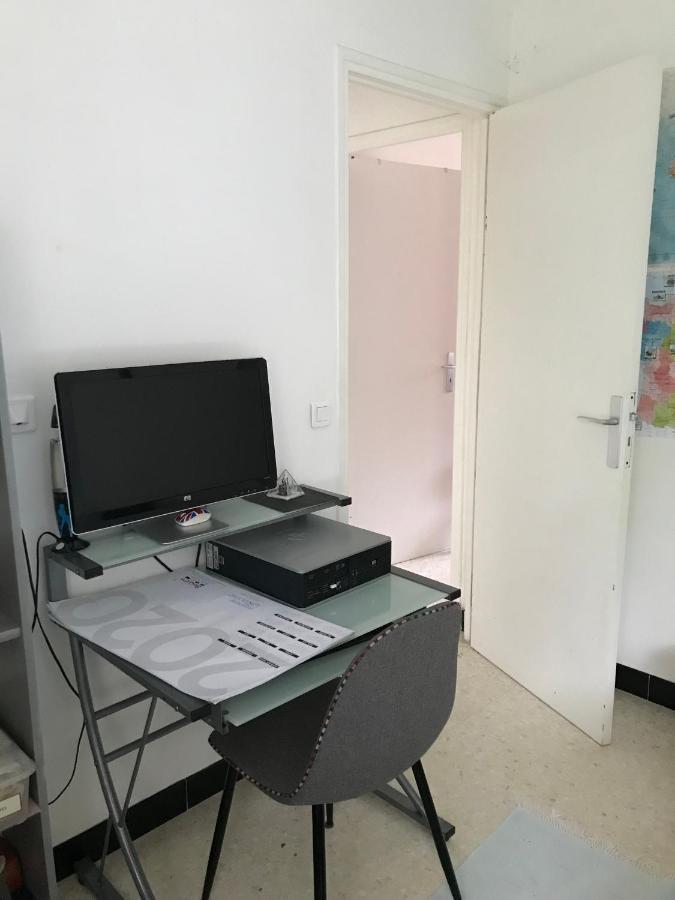 Chambre cosy, calme, dans maison privée à 1,5 km village Sospel Extérieur photo